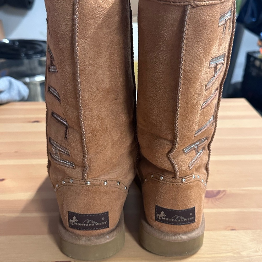 Brown Suede Embellished Women's Boots (use) - Picture 3 of 7